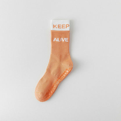 Women's Non-Slip Yoga Socks with Silicone Grip Mid Cushioned Workout Socks for Pilates Gym Indoor Exercises Yoga Socks